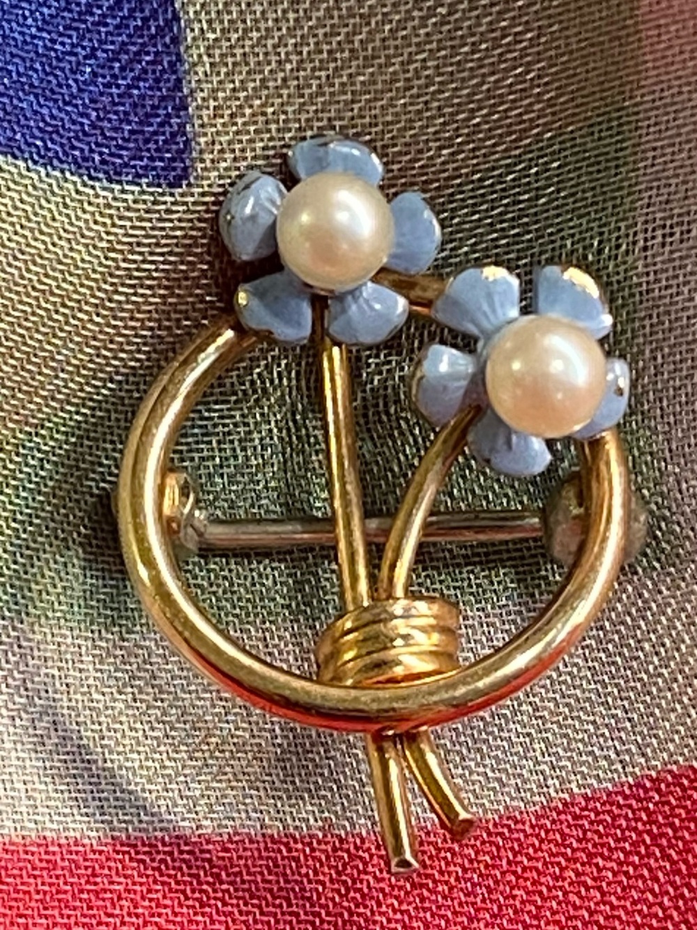 🌼 Vintage Krementz  Signed Blue Enamel & Faux Pearl Floral Mini Brooch